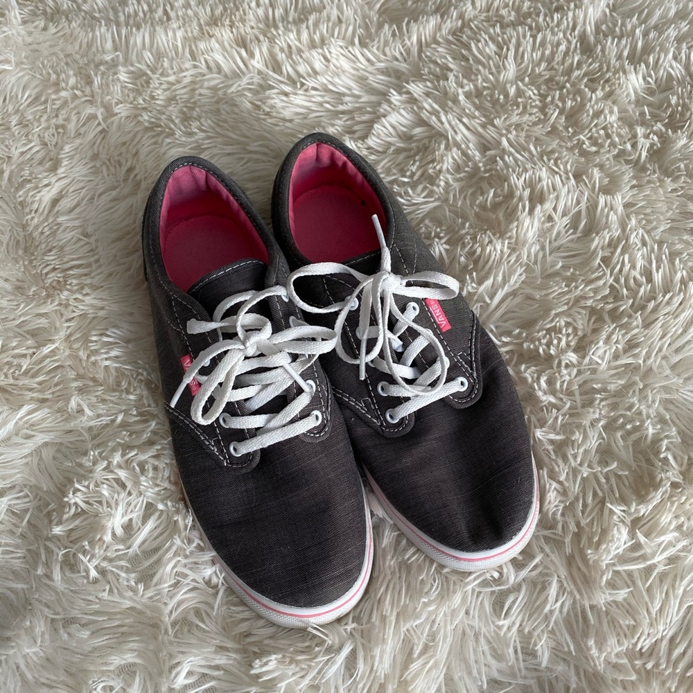 Vans in grey and pink 7.5